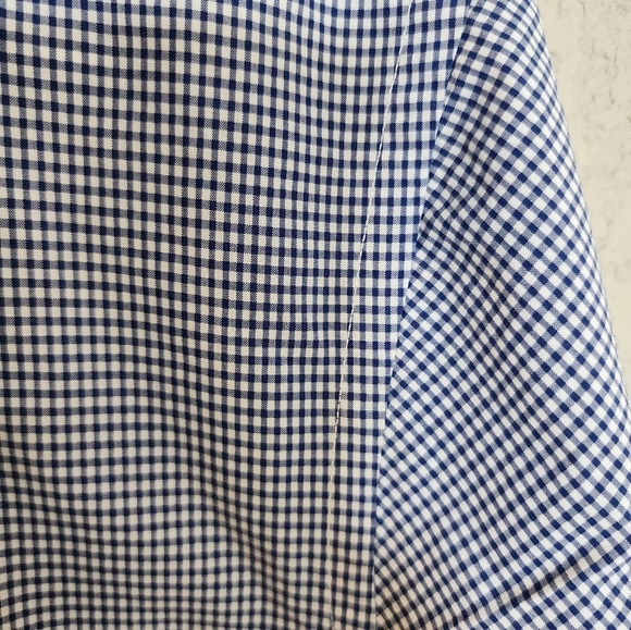 Club Monaco cotton button down shirts size Medium slim fit style - Picture 7 of 9